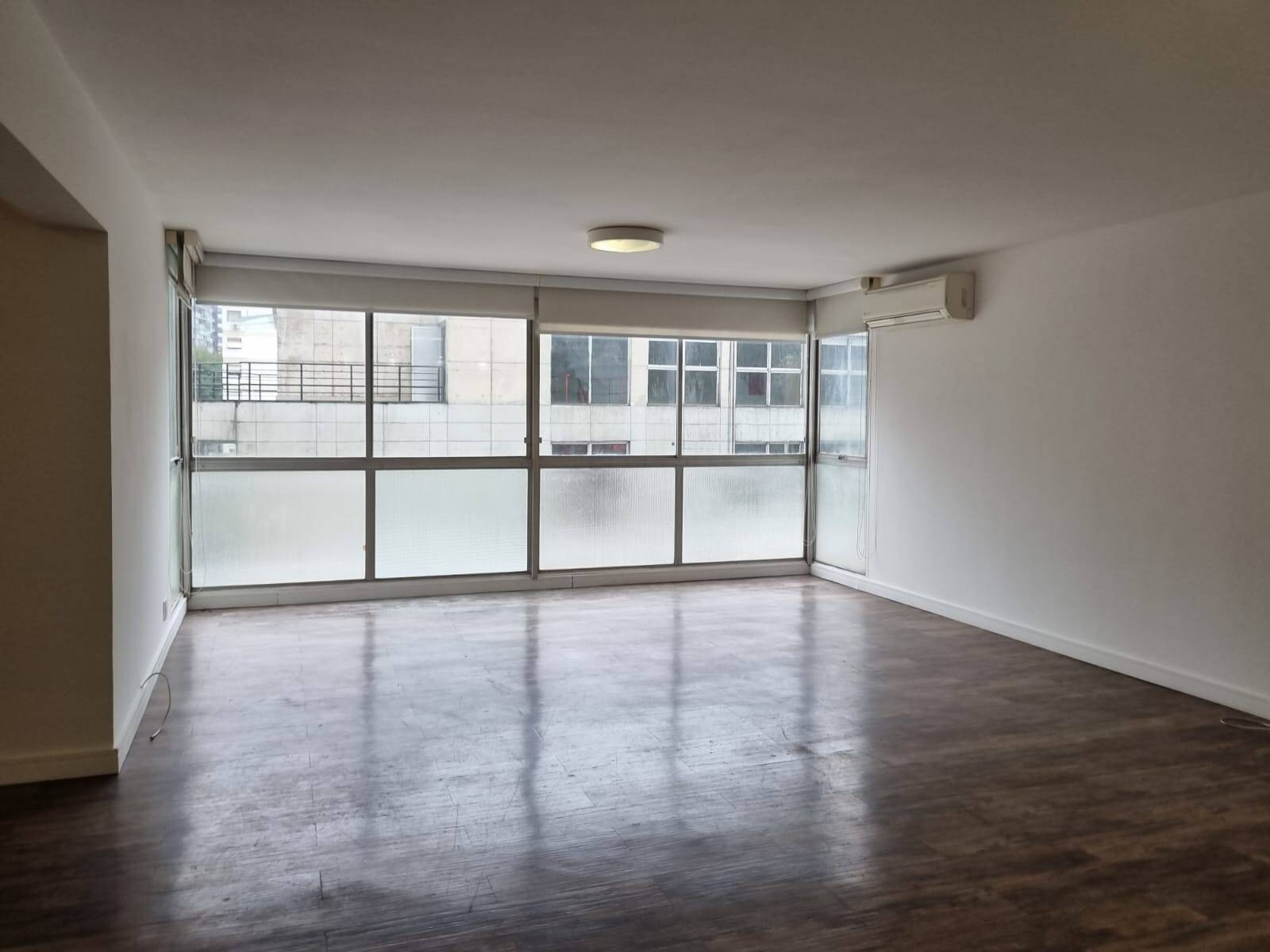#1901 - Apartamento para Venda em São Paulo - SP