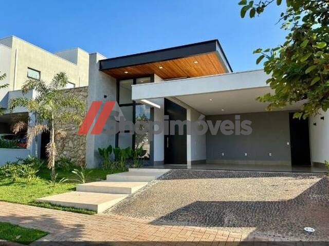 #1893 - Casa em condomínio para Venda em Araraquara - SP
